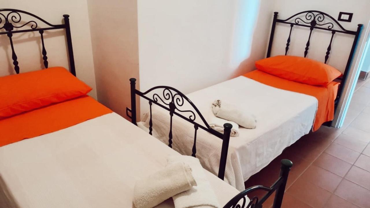 Casa Vacanza "La Piazzetta" マルツァメミ エクステリア 写真