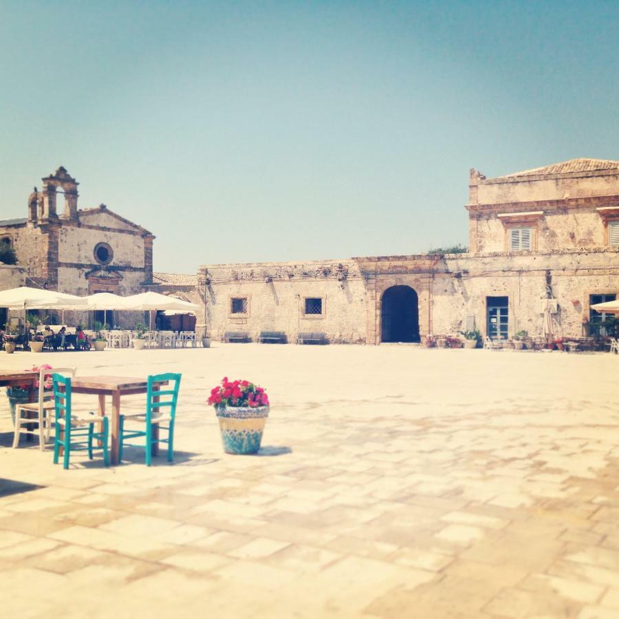Casa Vacanza "La Piazzetta" マルツァメミ エクステリア 写真