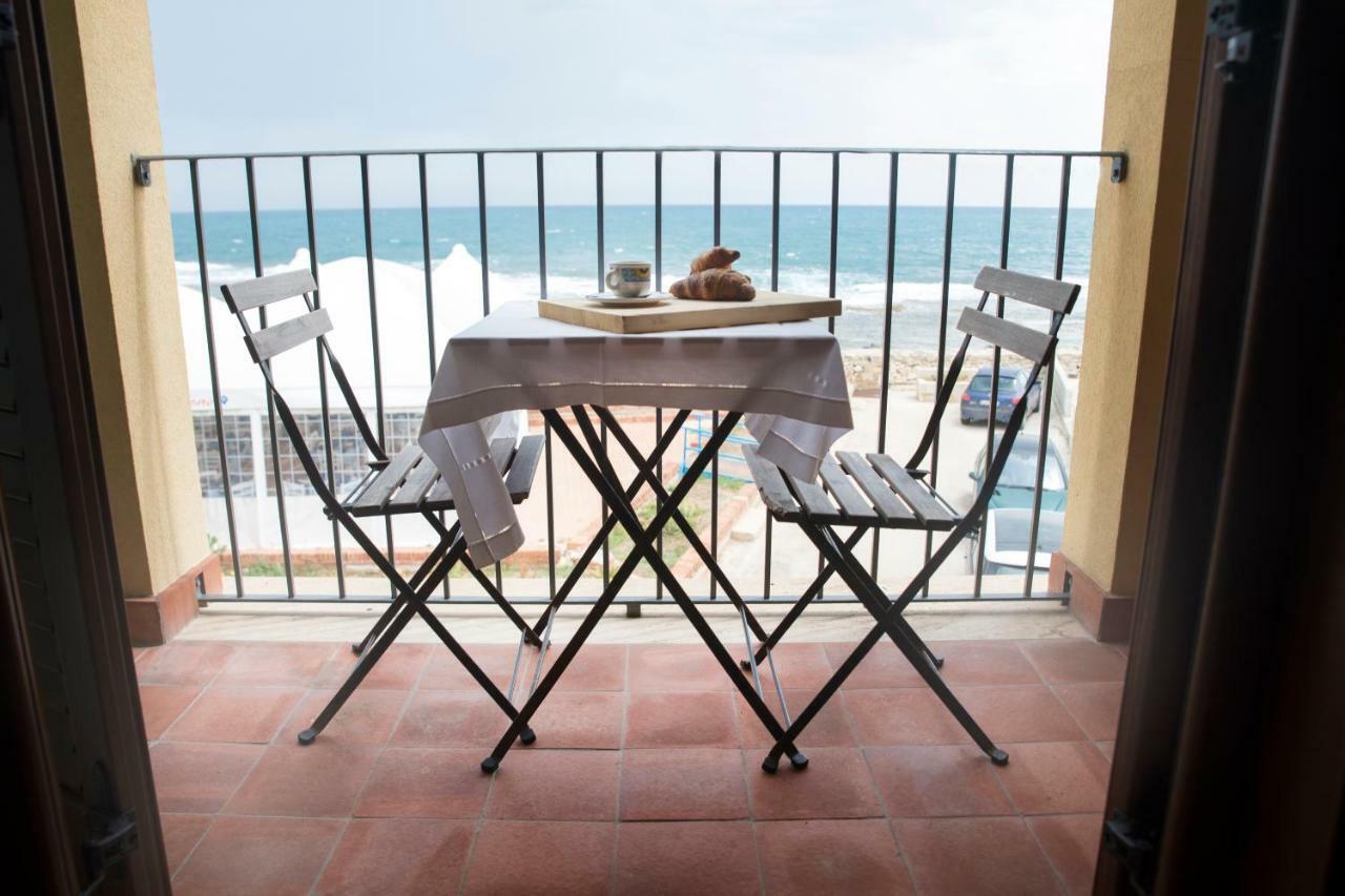 Casa Vacanza "La Piazzetta" マルツァメミ エクステリア 写真