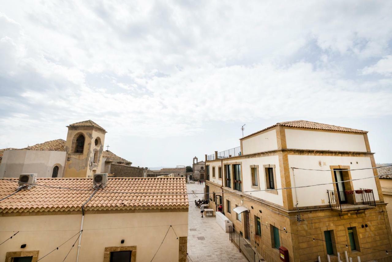 Casa Vacanza "La Piazzetta" マルツァメミ エクステリア 写真
