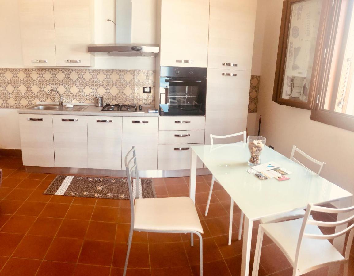 Casa Vacanza "La Piazzetta" マルツァメミ エクステリア 写真